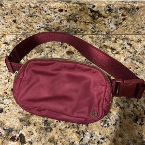 LULULEMON Belt Bag